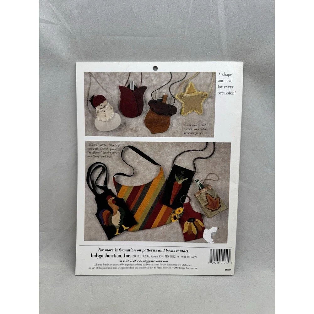 A Purse of Her Own Indygo Junction Sarah Sporrer Pattern Book Sewing IJ1049